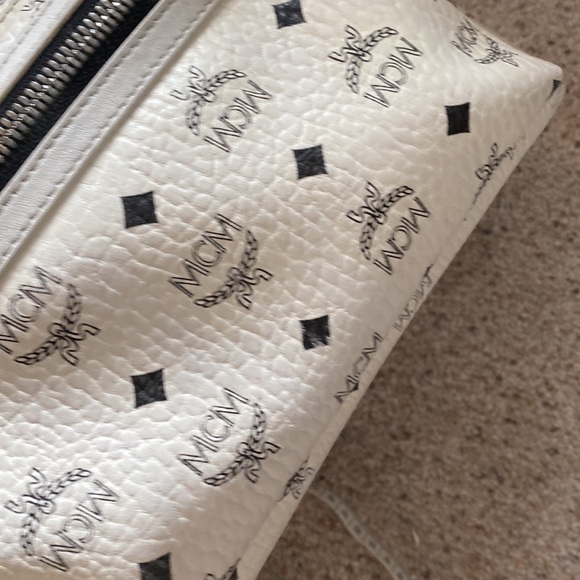 McM bag - Picture 15 of 16